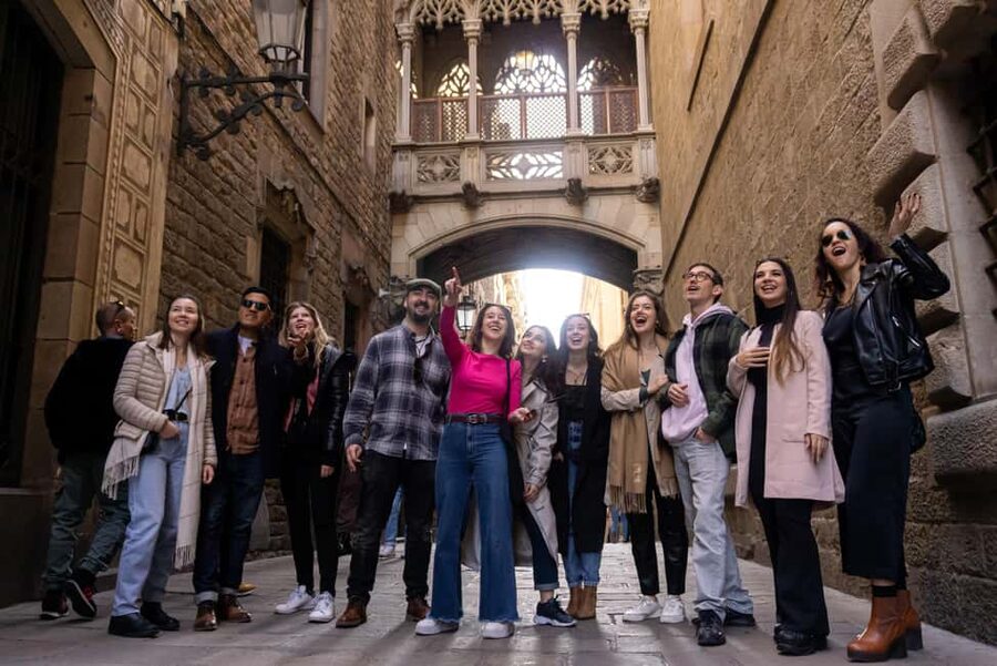 Barcelona: Hidden Gems Walking Tour Including 10+ Sights - Why This 2-Hour Barcelona Walk Works