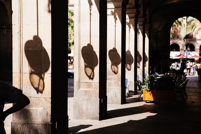 Barcelona Highlights & Hidden Gems Private Tour - Guide Quality: How to Get the Most From Alan, Denis, Ramona, and Others