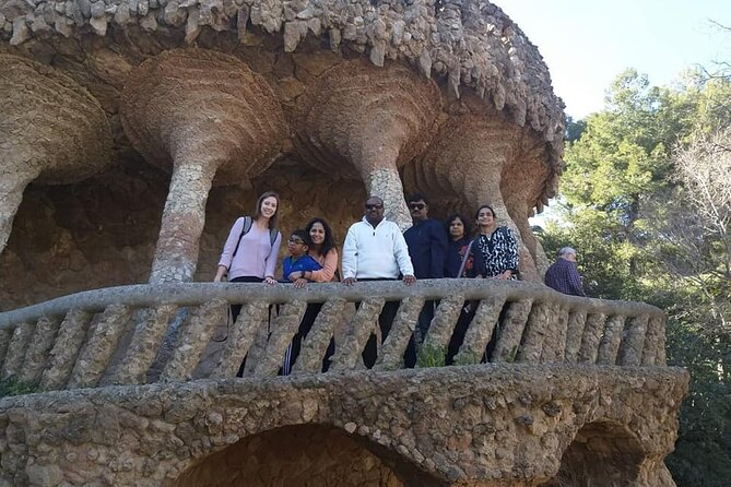 Barcelona Highlights Private Guided Tour - Stop 1: Montjuïc viewpoints, Olympic 1992 sites, and Plaza España