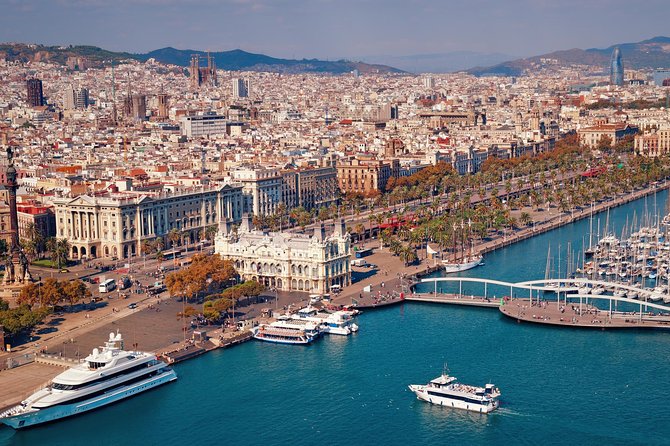 Barcelona Highlights Private Guided Tour with Hotel Pick-up - Pickup and getting oriented without wasting energy