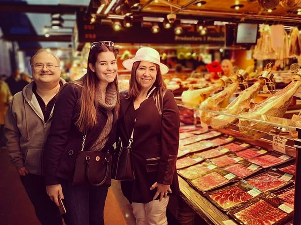 Barcelona Highlights & Secrets Private Tour with Tapa & Drink - A private 3-hour walk that builds your Barcelona mental map