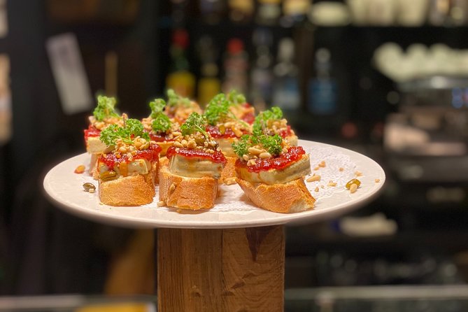 Barcelona Historic Walking Tour and Food Experience - Why this walk hits the sweet spot in Barcelona