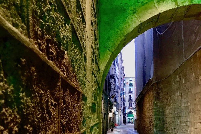 Barcelona Historic Walking Tour and Food Experience - Plaça de Sant Jaume: the Roman heart under the modern city