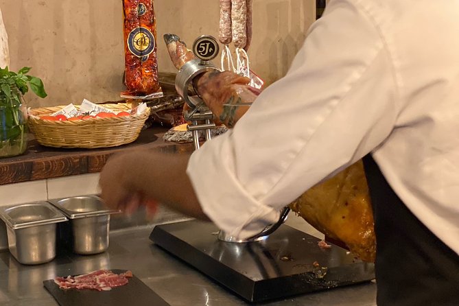 Barcelona Historic Walking Tour and Food Experience - El Born’s meaning and the backstreet logic