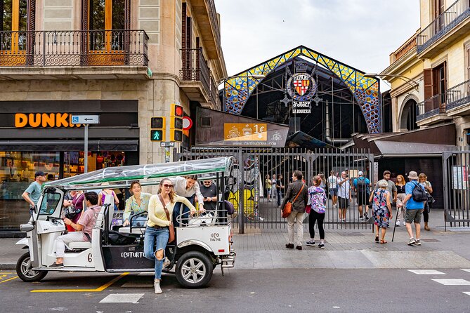 Barcelona Historical Tour with Local Guide in Eco Tuk Tuk Private - Quick hits before you ride