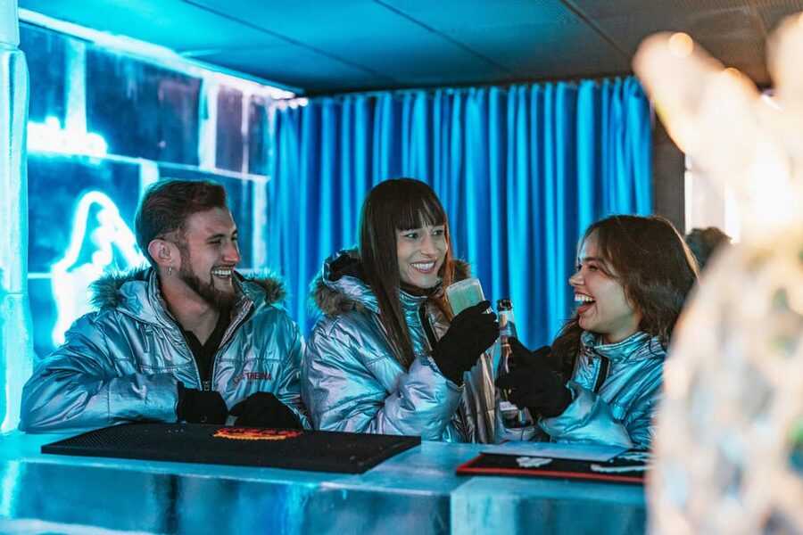 Barcelona: Icebar experience, located at the beach !! - Cocktails, mocktails, and snacks: value beyond the $22 headline