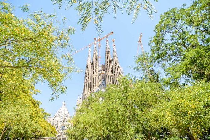 Barcelona in One Day eBike Tour with Park Güell Ticket - Why this e-bike day feels like the right kind of shortcut
