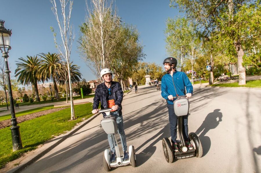 Barcelona Insiders Segway Tour 1.5h - Meeting at Carrer d’En Rull 2 and getting your bearings fast