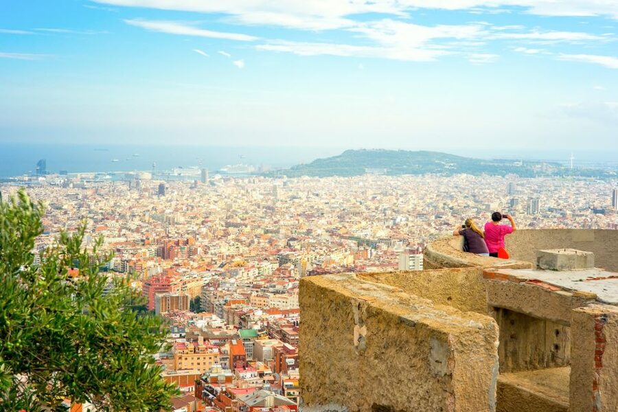 Barcelona: Instagram Tour of the Most Scenic Spots - Should You Book This Barcelona Photo Walk?