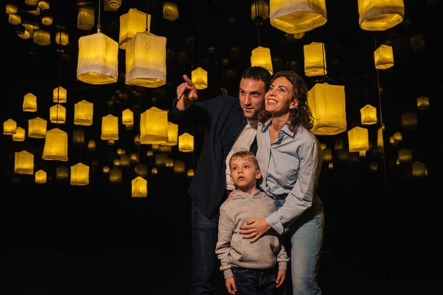 Barcelona: Interactive Art Installation by IKONO - Key things that make IKONO Barcelona worth a stop