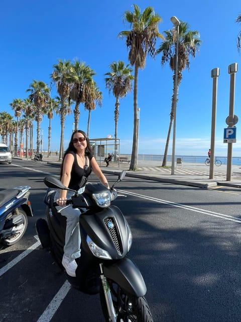 Barcelona Kick Start: 2-Hour Guided Scooter Tour - Eixample, Mercat del Ninot, and Plaça d’Espanya in fast context
