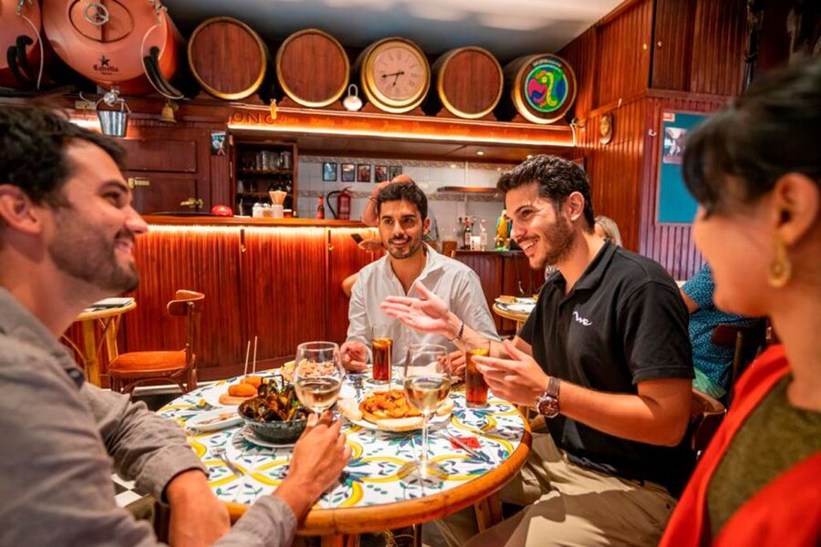 Barcelona: La Boqueria & Santa Caterina Market Private Tour - La Boqueria in 45 minutes, what you should pay attention to