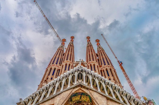 Barcelona La Sagrada Familia Guided Tour with Tickets - Price and value: is $90.11 a smart use of your time?