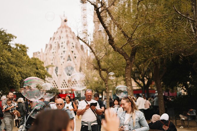 Barcelona La Sagrada Familia Guided Tour with Tickets - When things go wrong: what the feedback suggests, and what you can do