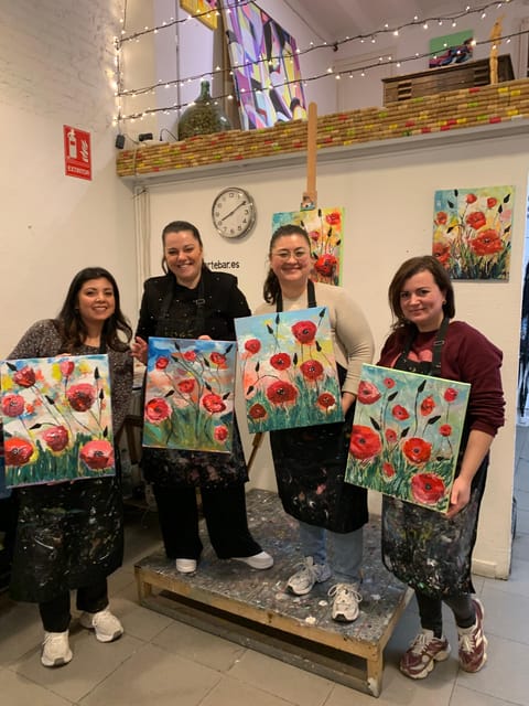 Barcelona: Learn to paint, sip wine, enjoy snacks & music - Key highlights at Arte Bar