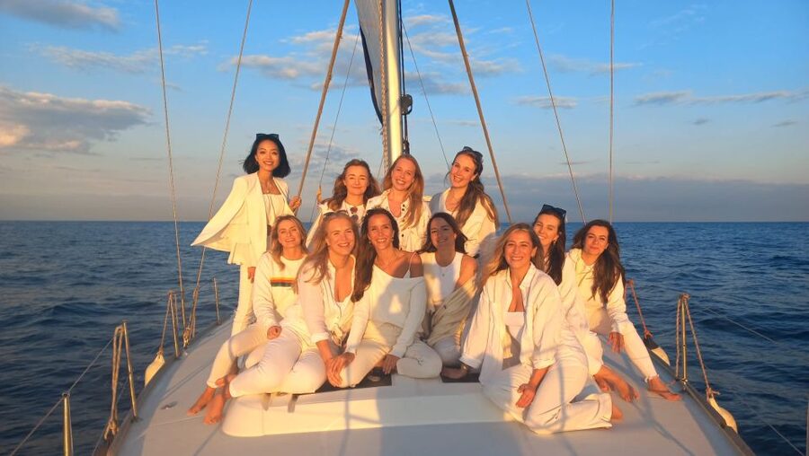 Barcelona: Luxury Private Yacht Daytime Cruise - Key reasons this cruise works so well