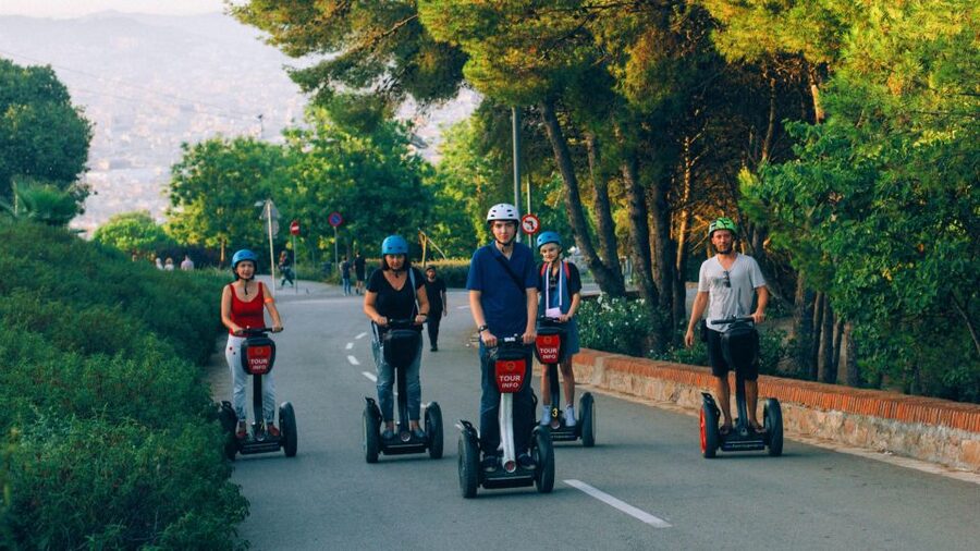 Barcelona: Montjuïc Guided Segway Tour - The climb to the Montjuïc Castle viewpoint