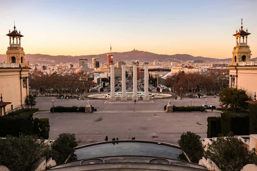 Barcelona: Montjuïc Tour with a glass of Wine - Where you finish: Museu Nacional dArt de Catalunya area