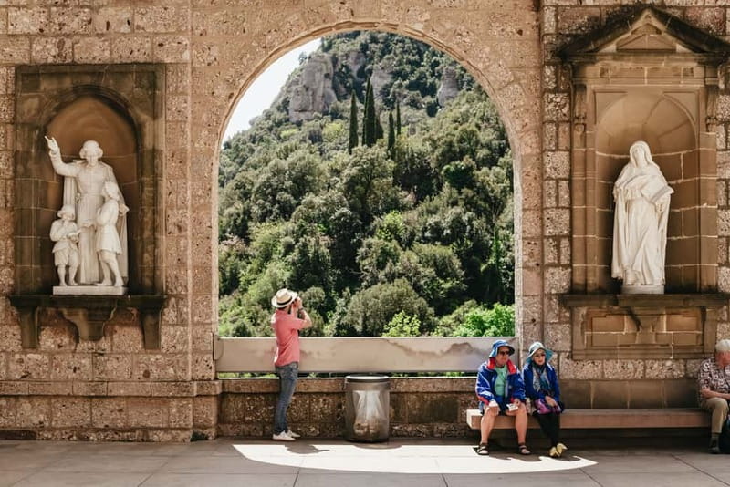 Barcelona: Montserrat, Cogwheel, Black Madonna & Winery Tour - Key things to know before you go