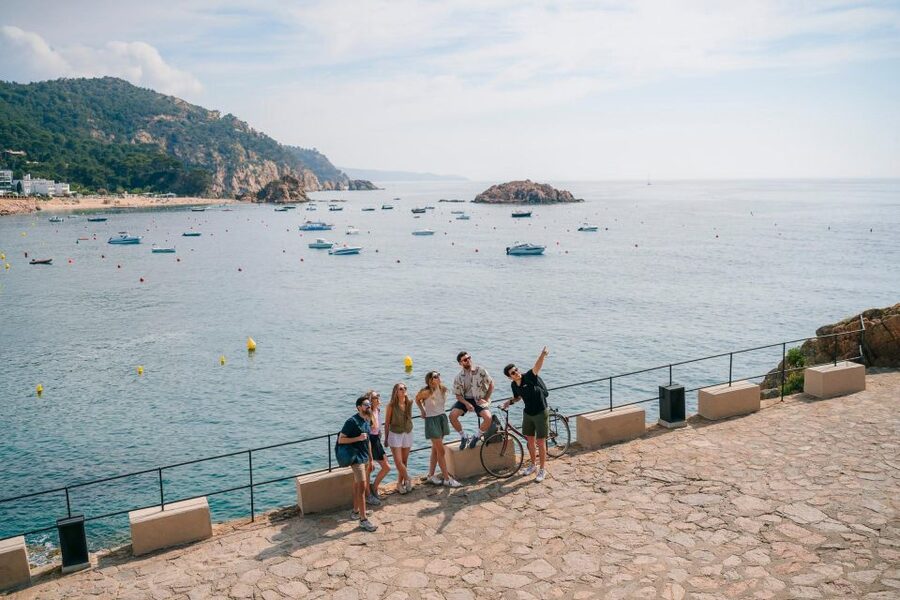 Barcelona: Montserrat, Girona & Costa Brava Guided Day Trip - Montserrat Monastery: the mountain setting does half the work