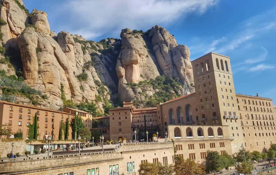 Barcelona: Montserrat Private Tour for Families and Friends - Price and Value: What $176 Covers