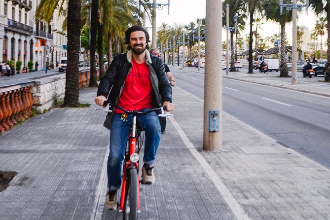 Barcelona Night Bike Tour with Local Tapas and Cava Stop - Meeting at Carrer dels Escudellers and What to Expect From the Ride