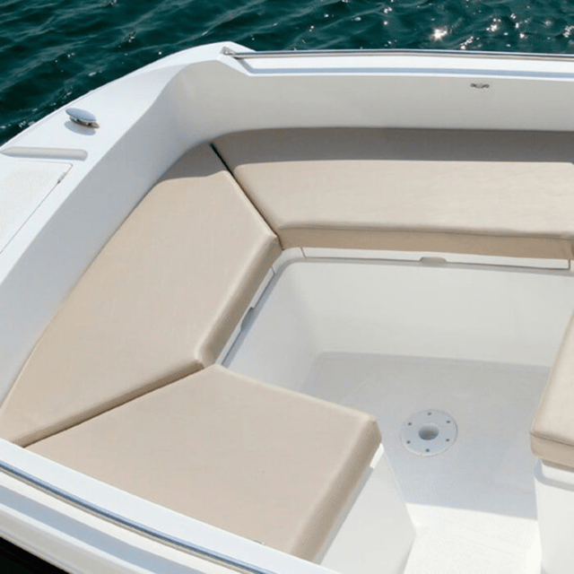Barcelona: No license needed Boat Rental - Your 1-3 Hour On-Water Time, plus Where the Free Time Fits