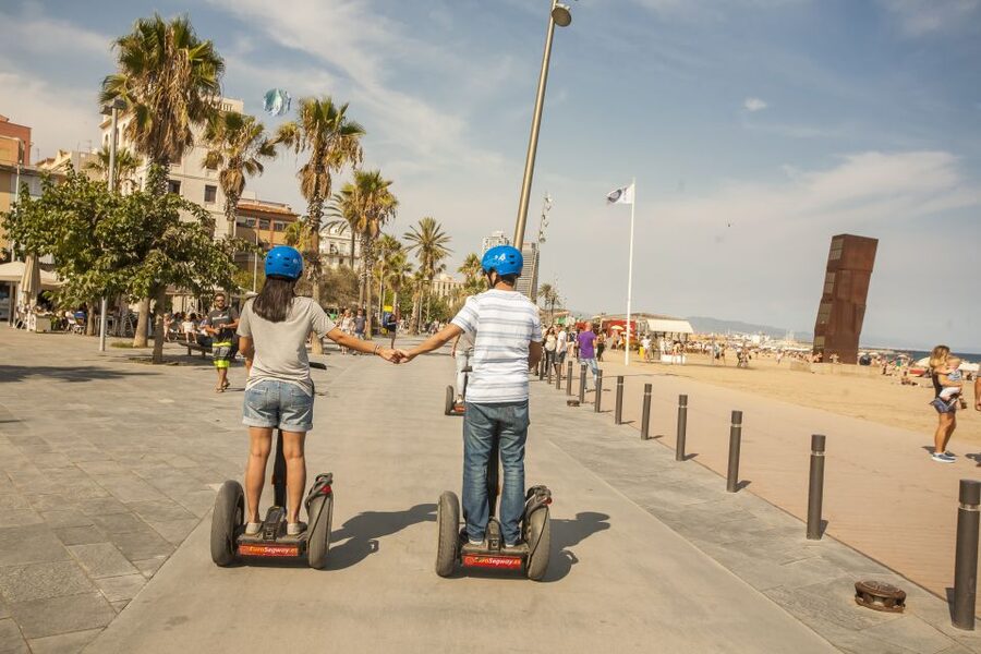 Barcelona: Old Port and Gothic Quarter Guided Segway Tour - Parc de la Ciutadella and the Arc de Triomf, plus Olympic Port scenery