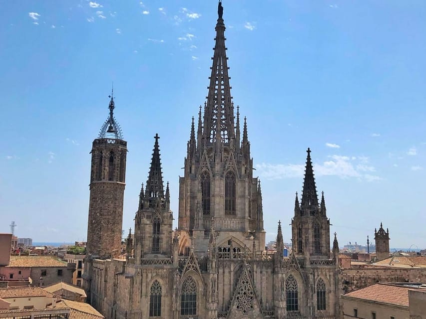 Barcelona: Old Town and Gothic Quarter Walking Tour - Key highlights worth centering in your day