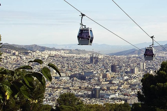 Barcelona: Old Town, Montjuic Castle, Cable Car Small Group Tour - Up you go: Montjuïc cable car and funicular views