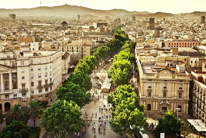 Barcelona Old Town Night Small Group Tour with Tapas & Flamenco - Key highlights you’ll actually use