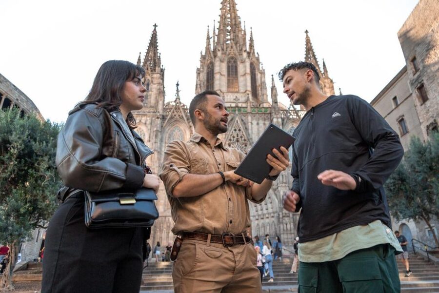 Barcelona Old Town Private Walking Tour with Local Historian - Temple of Augustus and the Ancient Synagogue: two layers that change how you see everything