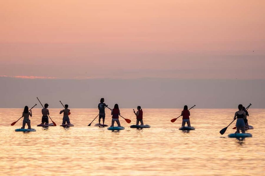 Barcelona: Paddlesurf Rental Barceloneta beach (75min) - Key things you will notice right away