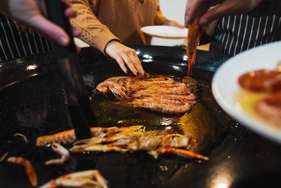 Barcelona Paella Class, Boqueria Tour, Mother-Daughter Chefs - Final call, should you book this Barcelona paella and Boqueria tour?