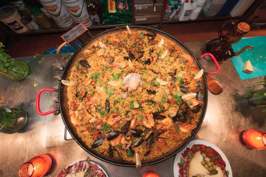Barcelona: Paella Cooking Experience & Boqueria Market Tour - Key highlights worth your attention