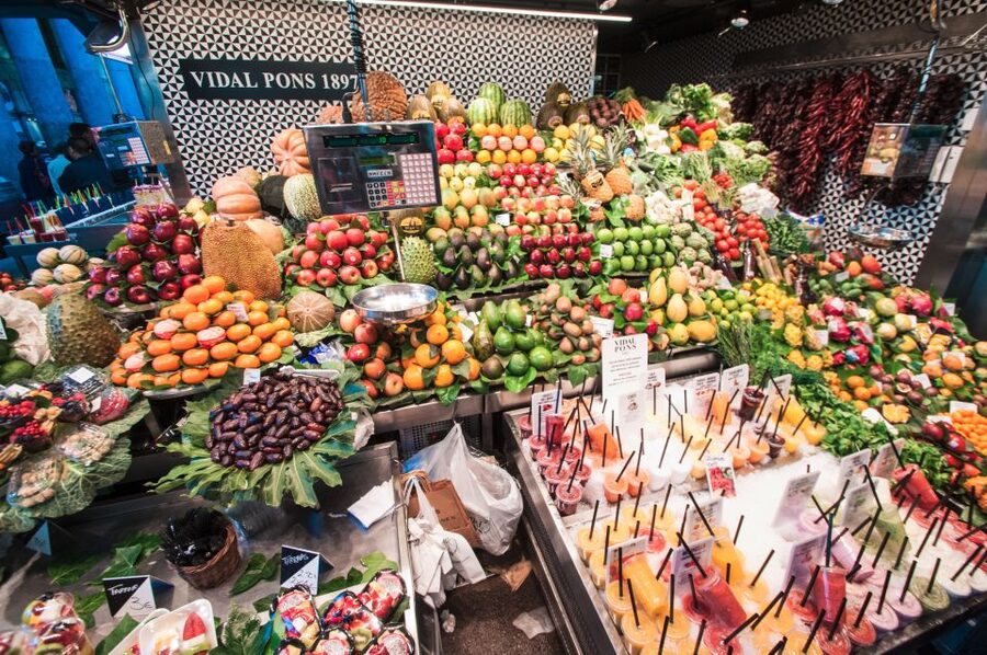 Barcelona: Paella Cooking Experience & Boqueria Market Tour - The Paella De Marisco Cooking Phase: Roles, Paellera, and Technique