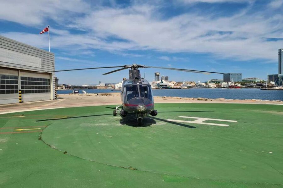 Barcelona: Panoramic Helicopter Flight & Boat Transfer - The 11-minute helicopter flight: what you see over Barcelona
