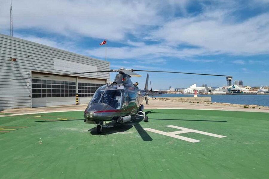 Barcelona: Panoramic Helicopter Flight & Boat Transfer - Seat rules, weight limits, and safety decisions you should expect
