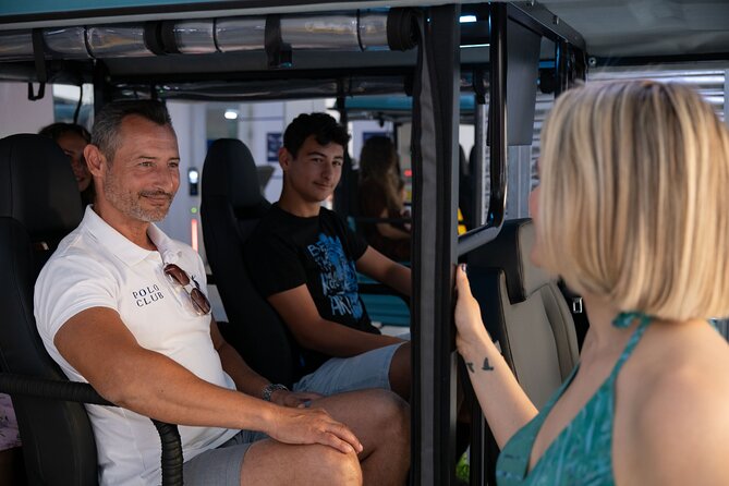 Barcelona Panoramic Private Tuk Tuk Tour - The Columbus Column: A Fast Landmark at the Bottom of La Rambla