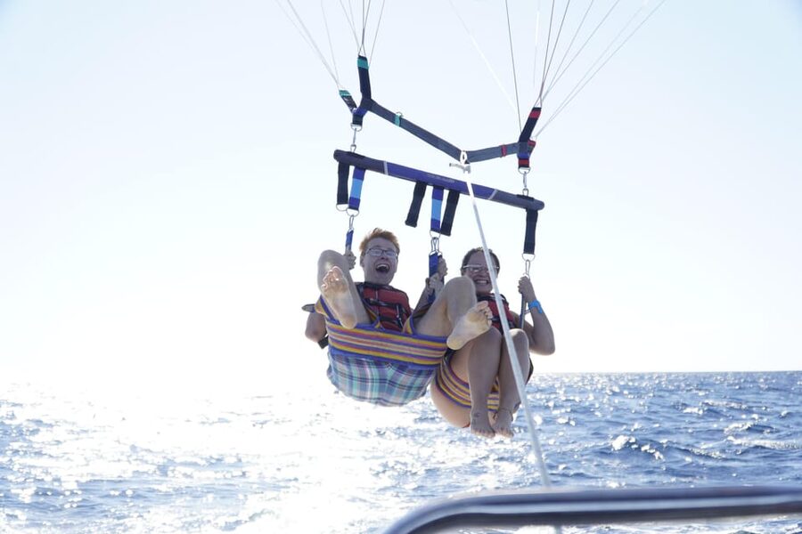 Barcelona: Parasailing with 360º Panoramic Skyline Views - The 150-meter payoff: what you see up in the sky