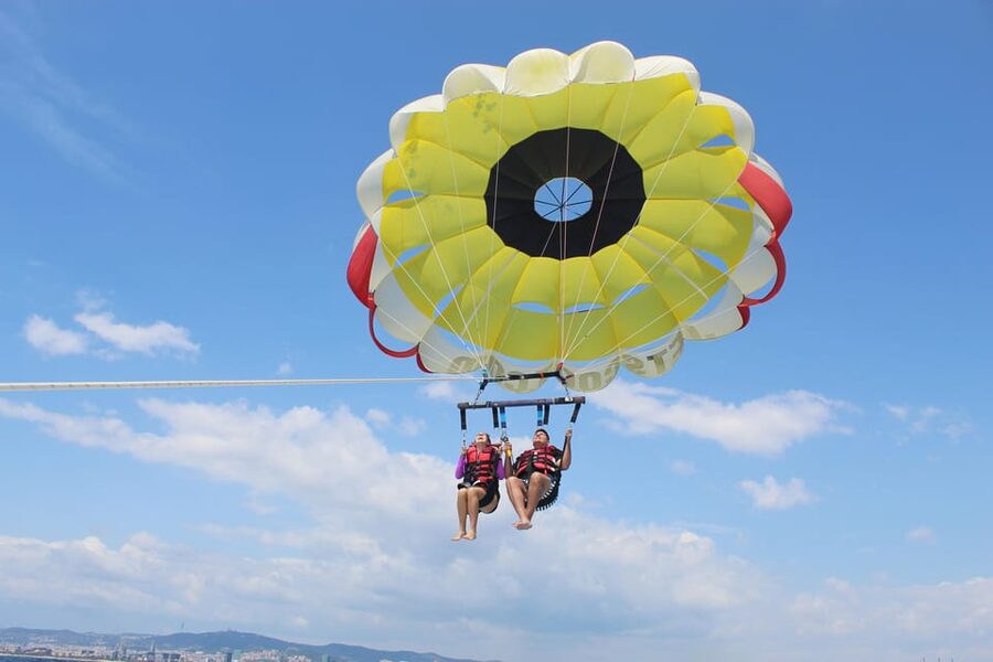 Barcelona: Parasailing with 360º Panoramic Skyline Views - Who this is best for (and who should skip it)