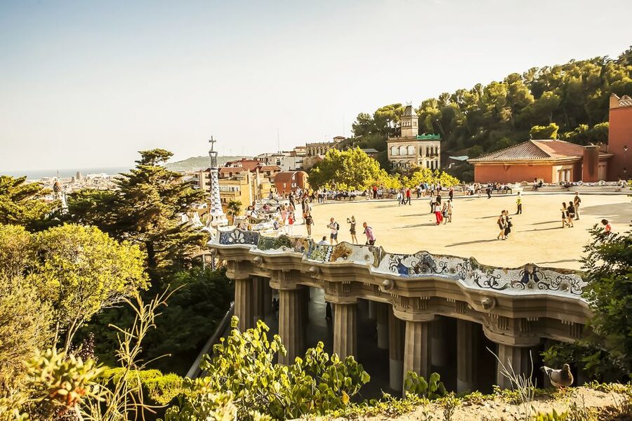 Barcelona: Park Güell Admission Ticket - Getting There the Easiest Way: Metro, Bus, and the Best Entrance