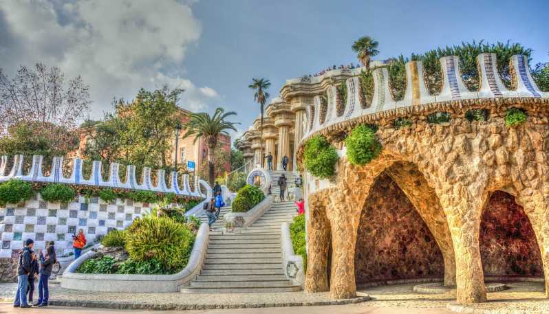 Barcelona: Park Güell Guided Tour - Starting around Ctra. del Carmel: how to avoid the most common meeting hiccup