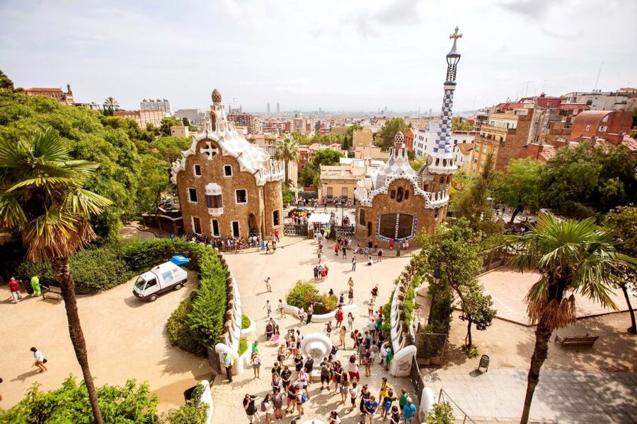 Barcelona: Park Guell Guided Tour with Skip The Line Entry - Gaudi House Museum stop, why it feels like more than a side quest