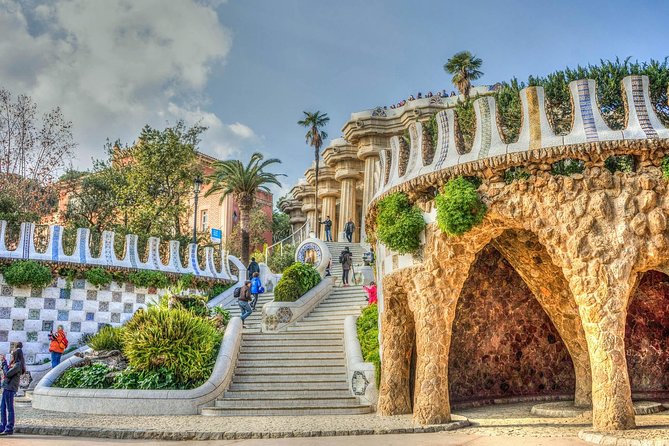 Barcelona: Park Guell Guided Tour with Skip the Line Ticket - Key highlights worth caring about