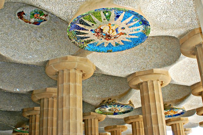 Barcelona: Park Guell Guided Tour with Skip the Line Ticket - Group Size, Headsets, and Hearing the Stories