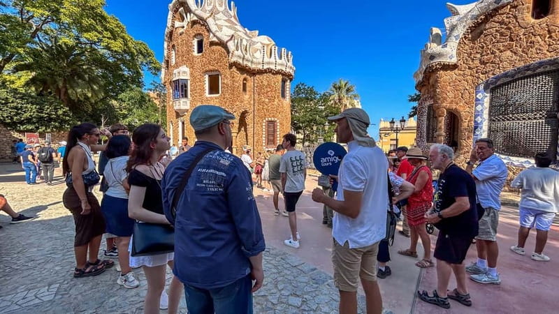Barcelona: Park Güell Small Group Tour + Skip the Line - What skip-the-line really changes inside Park Güell
