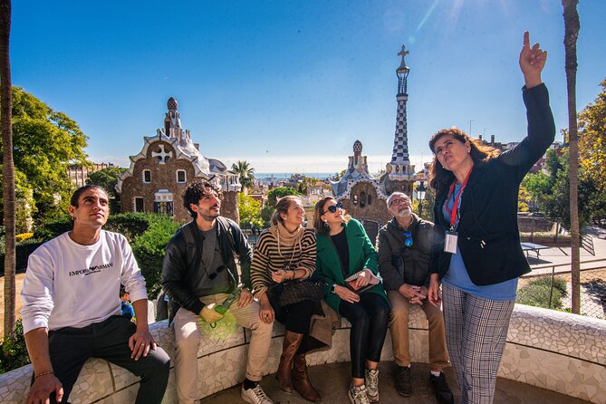 Barcelona: Park Guell Small Guided Tour & Skip the Line Ticket - Who This One-Hour Tour Fits Best