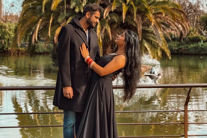 Barcelona Photo Walking Tour Instagrammable Portraits - The photographer factor: posing help that actually works
