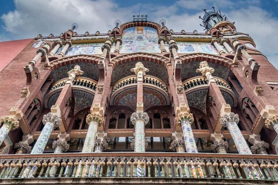 Barcelona: Picasso Museum Entry, Digital Guide & Born Walk - Practical Tips to Avoid the Most Common Problems